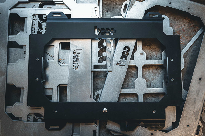 Husky Locking Mounting Plate