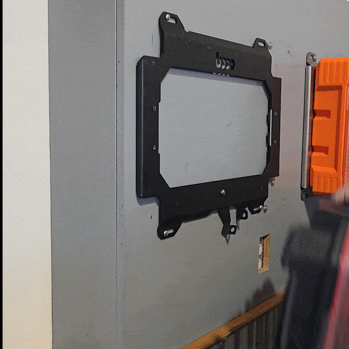 Plaque de montage verrouillable Husky Build-Out, calibre 12, fixation murale